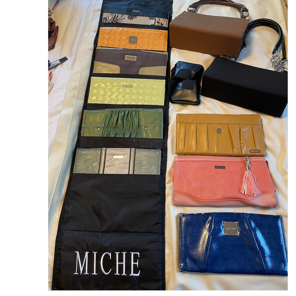 Miche Handbags and Shells Lot 2 Base Bags 9 Shells 1 Pockette Hanging Organizer